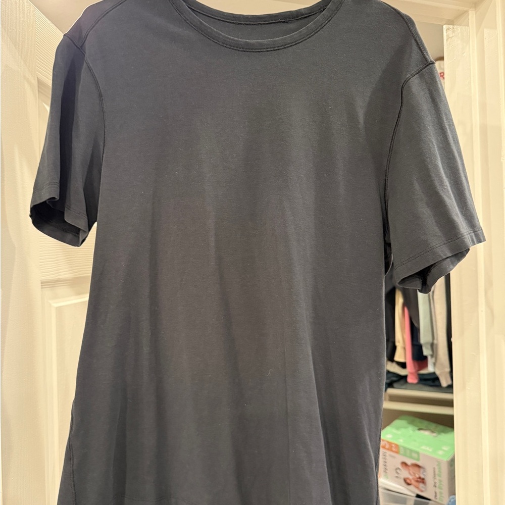 Classic Black Men's T-Shirt